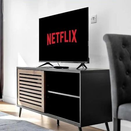 Deluxe 1 Bed In Colindale Wembley With Freewifitv Lejlighed London Eksteriør billede