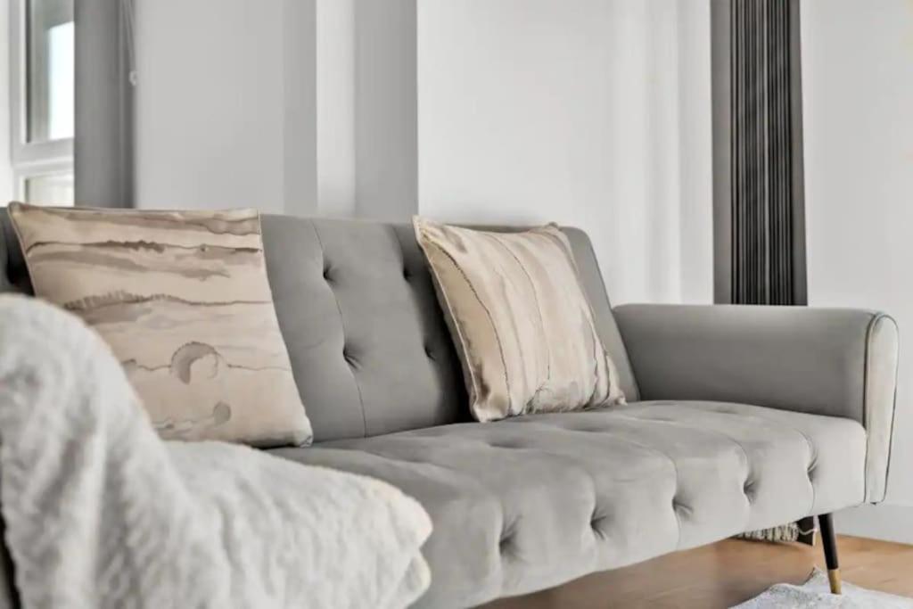 Deluxe 1 Bed In Colindale Wembley With Freewifitv Lejlighed London Eksteriør billede